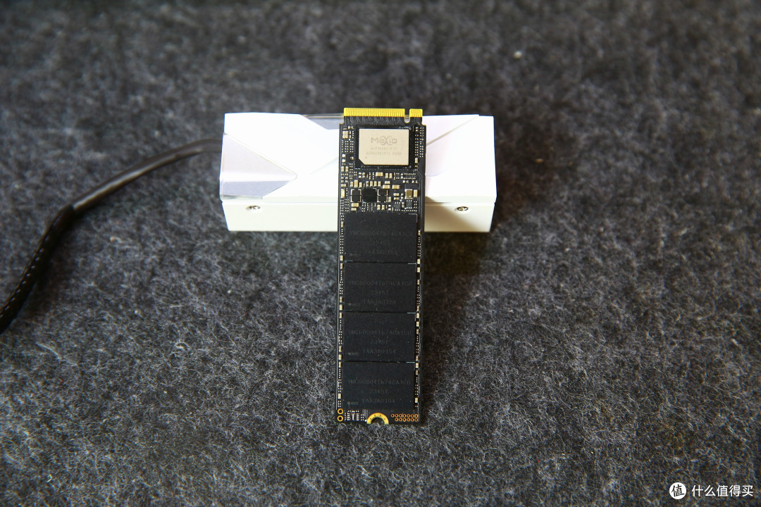 海康存储C5000实测：PCIe 5.0固态硬盘性能新标杆