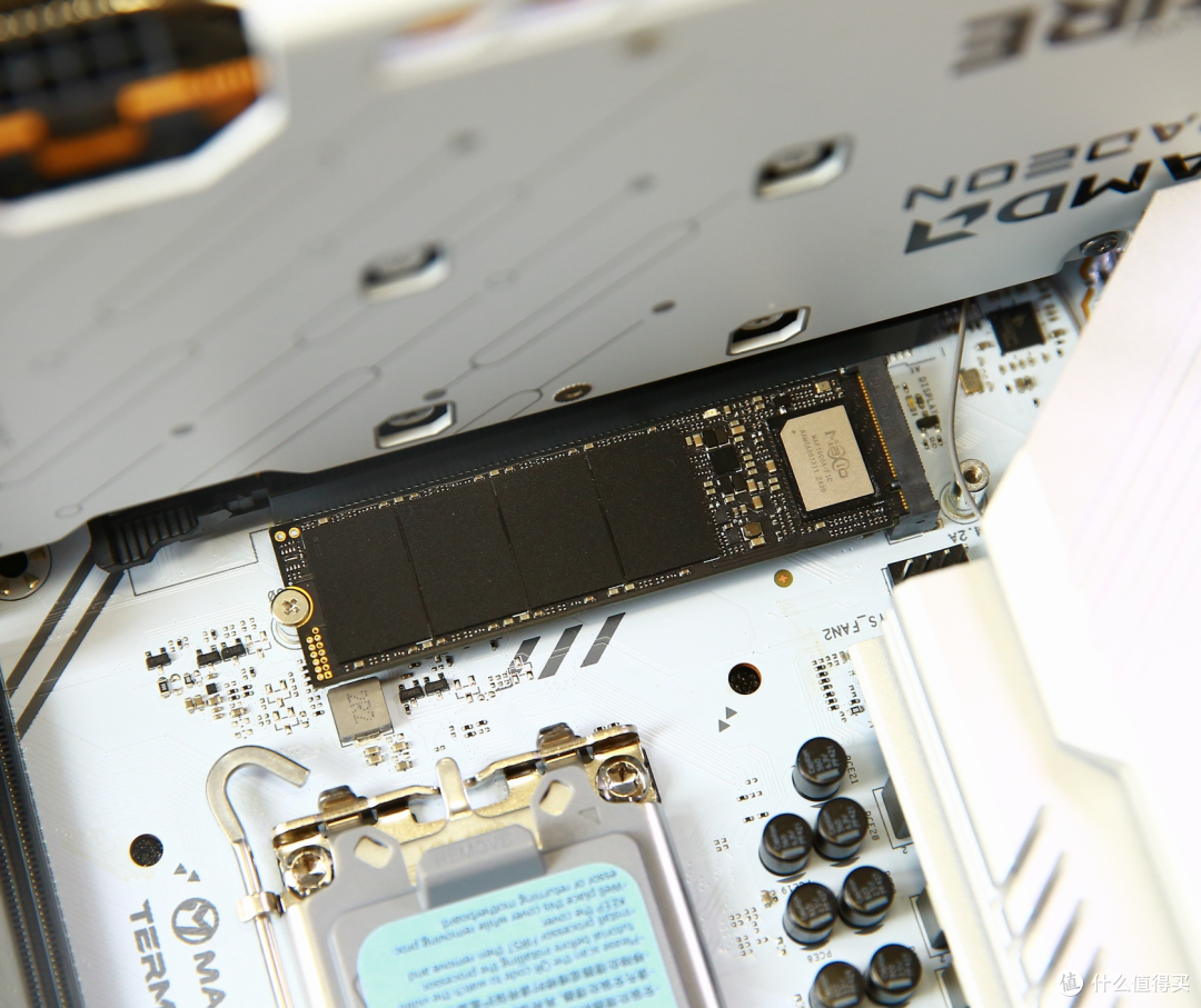 海康存储C5000实测：PCIe 5.0固态硬盘性能新标杆
