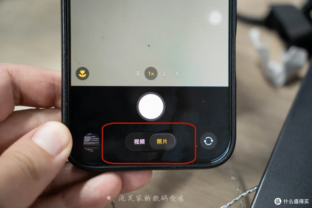 人靠衣装 iPhone靠iOS装 iOS26更新实测 发热/卡顿/bug/占存储