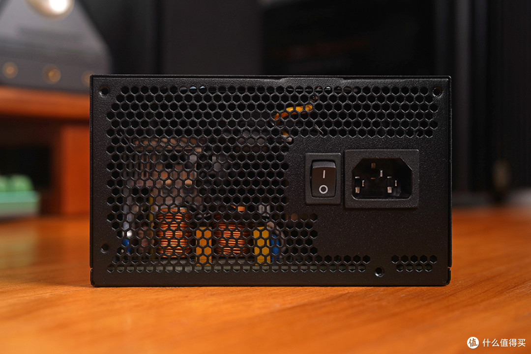 平价 ATX 3.1 电源,酷冷至尊 GX850 金牌全模组电源开箱