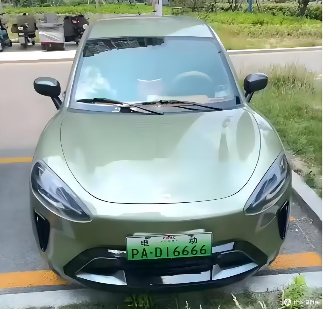 小米“YU7”提前开售,雷军:太魔幻了!