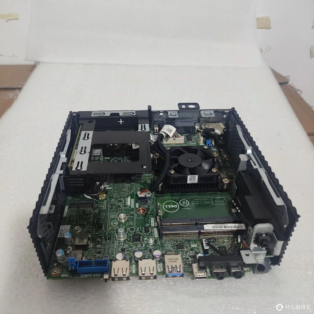 500块DIY一个5盘位全闪被动散热NAS,X86架构流畅4K硬解