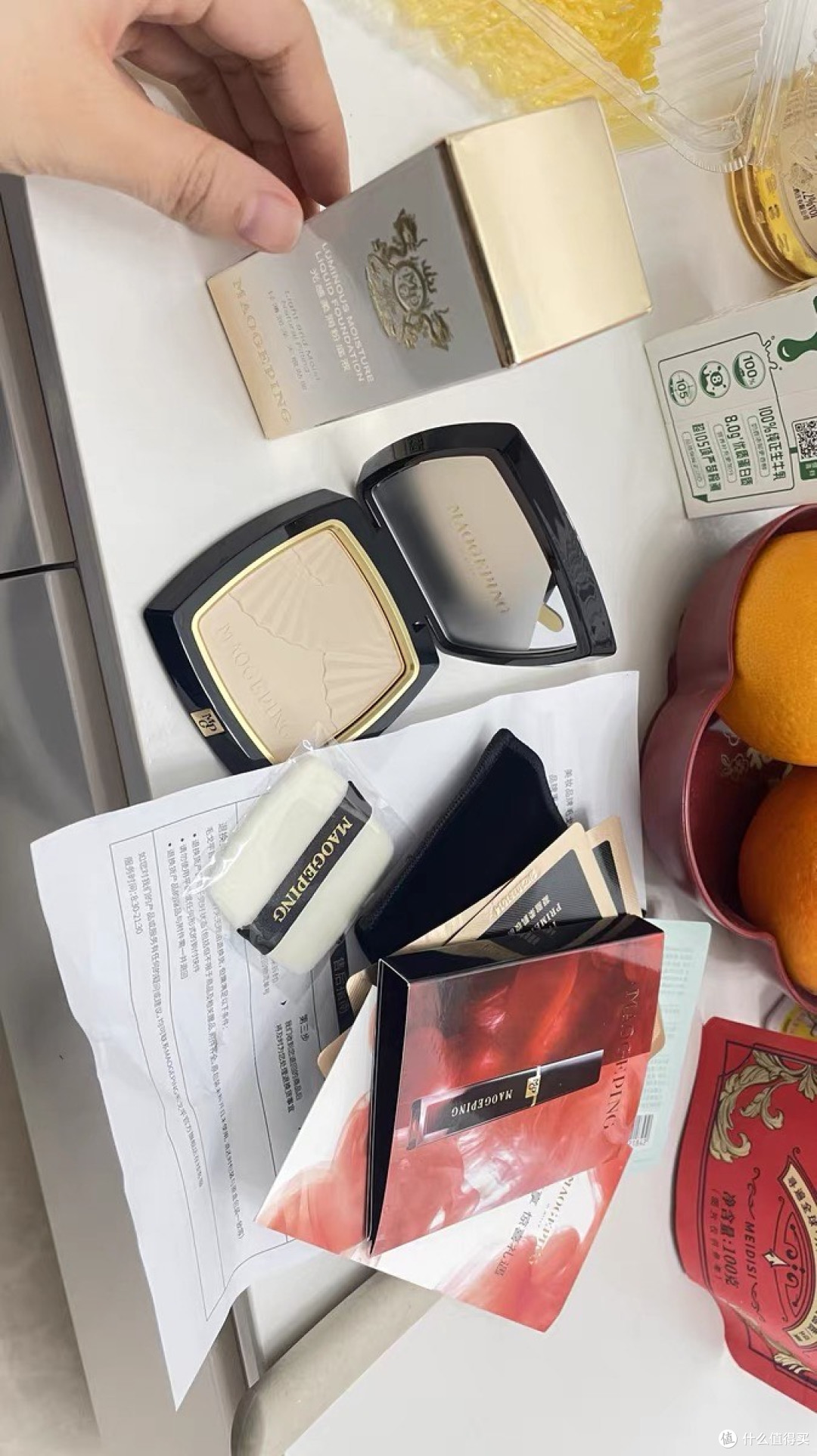 毛戈平小金扇粉饼优劣势大起底