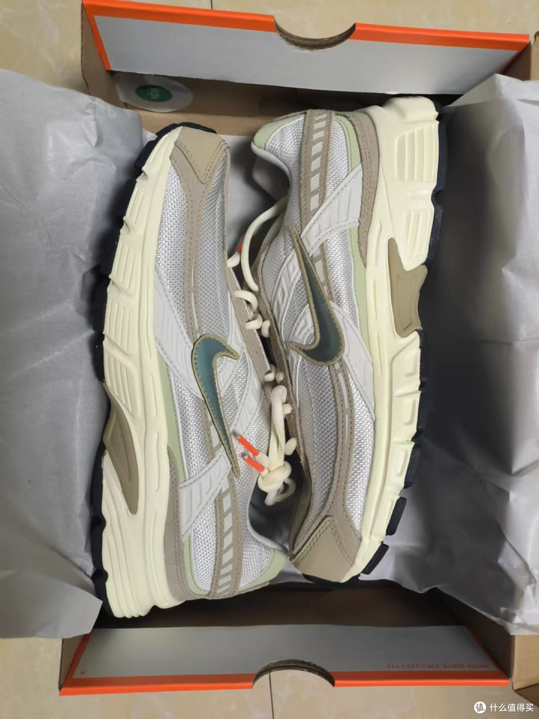 开箱实测！这双 Nike 新鞋凭什么让我抛弃旧跑鞋？