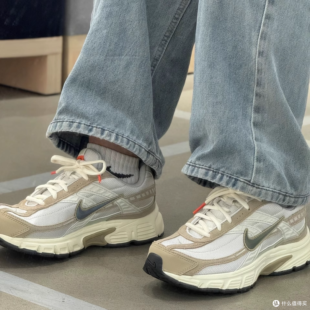 开箱实测！这双 Nike 新鞋凭什么让我抛弃旧跑鞋？