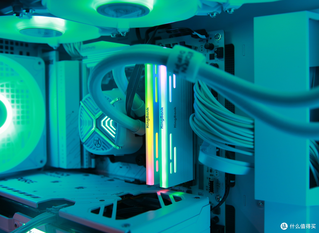 性能猛兽,装机优选:金百达星刃RGB 6000 C28 48G内存评测