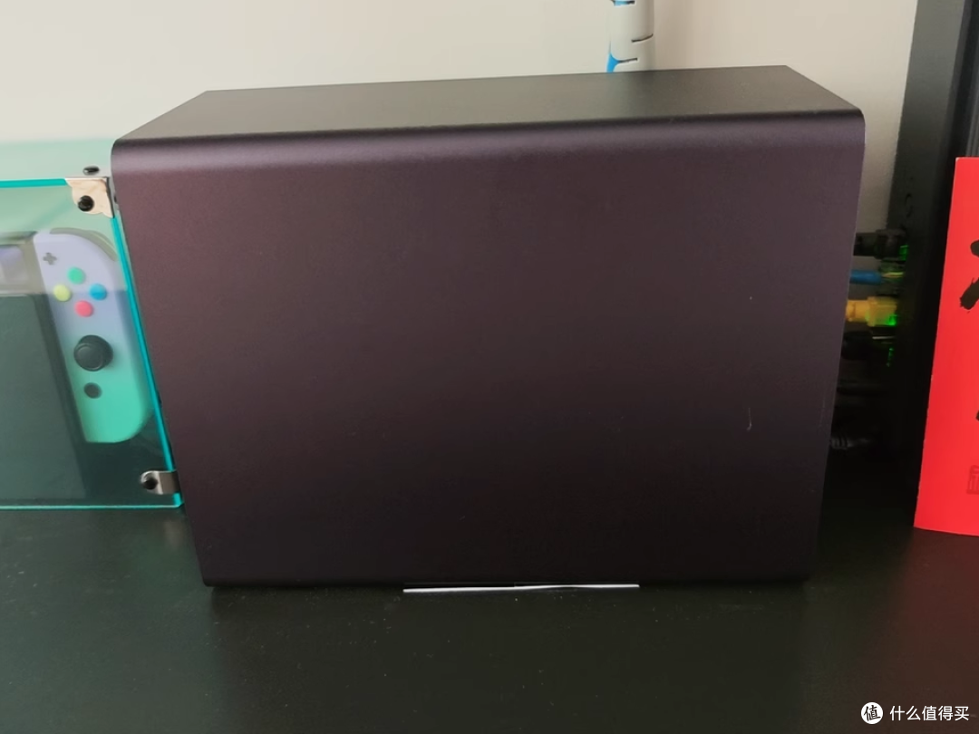 入手绿联DXP2800，聊聊全闪NAS这趟车现在能上不？