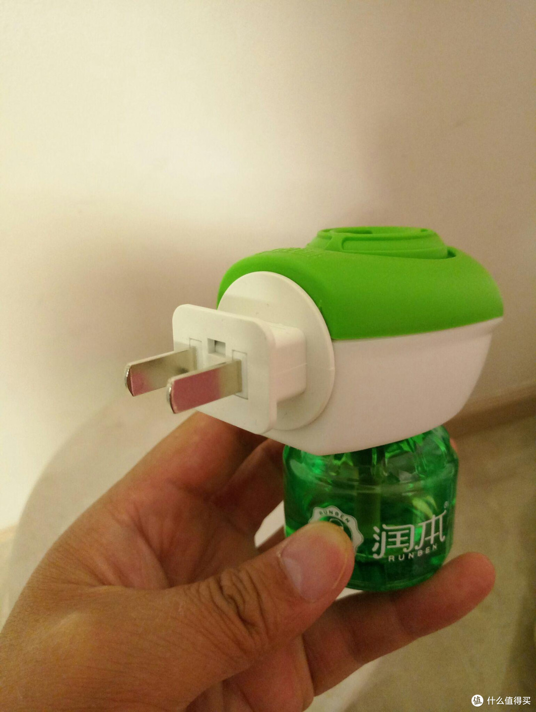 原来电蚊香液插头是可以旋转的!?不会只有我一个人才知道吧?