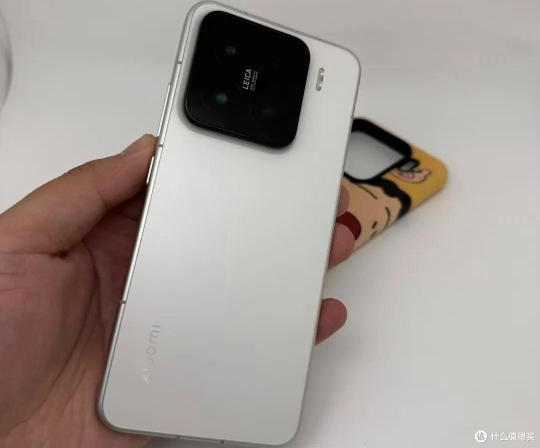 2025年很受欢迎的三款小屏手机,一款降了2500,另两款性价比很高