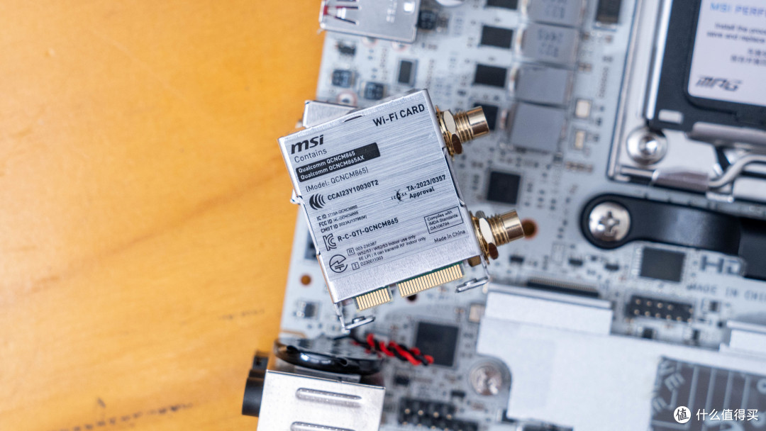AMD锐龙白色小钢炮：微星MPG B850I EDGE TI WIFI 主板评测