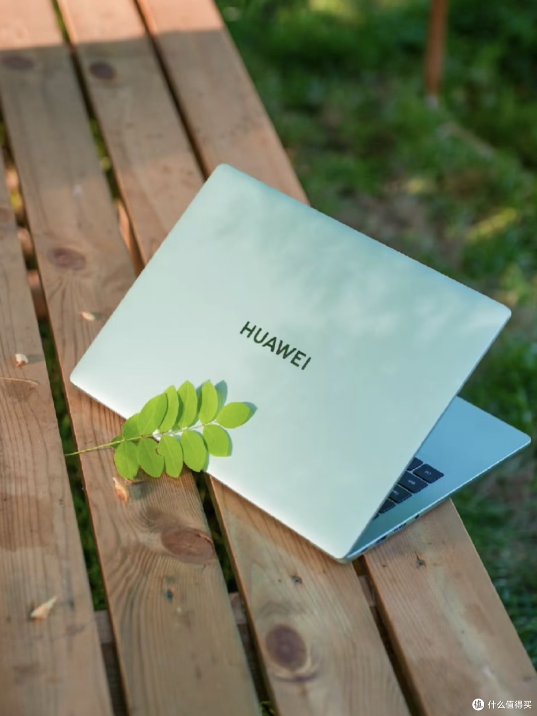 华为MateBook 14 2024开箱测评:轻薄本“六边形战士”