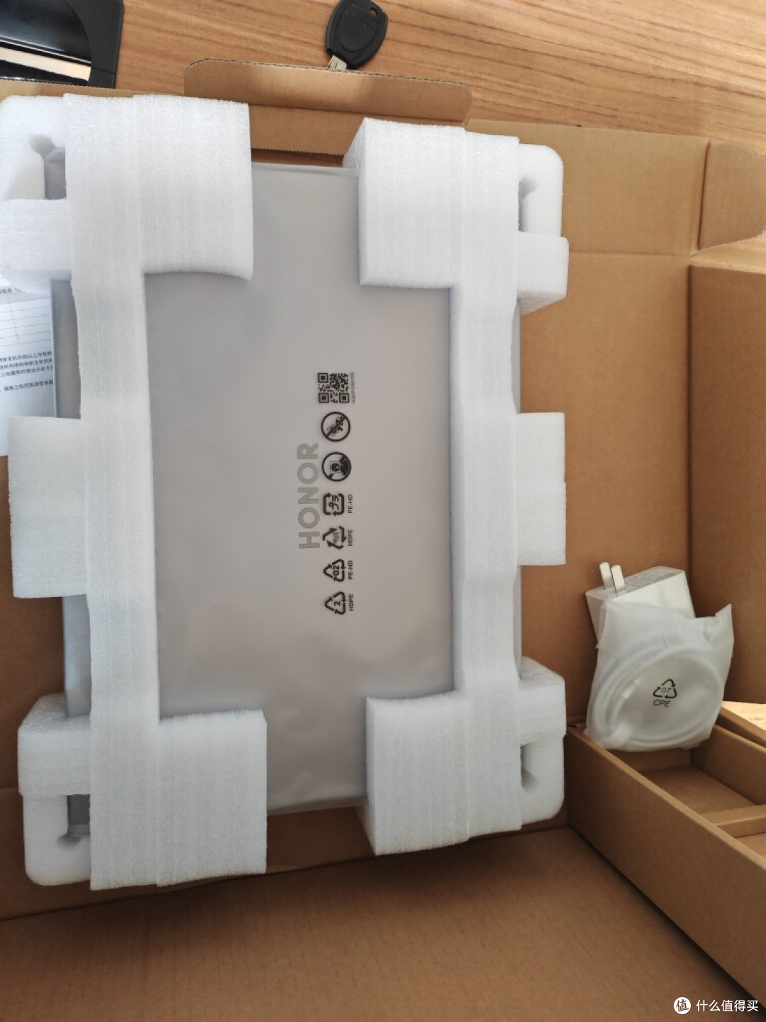 荣耀MagicBook X16战斗版:性价比之选