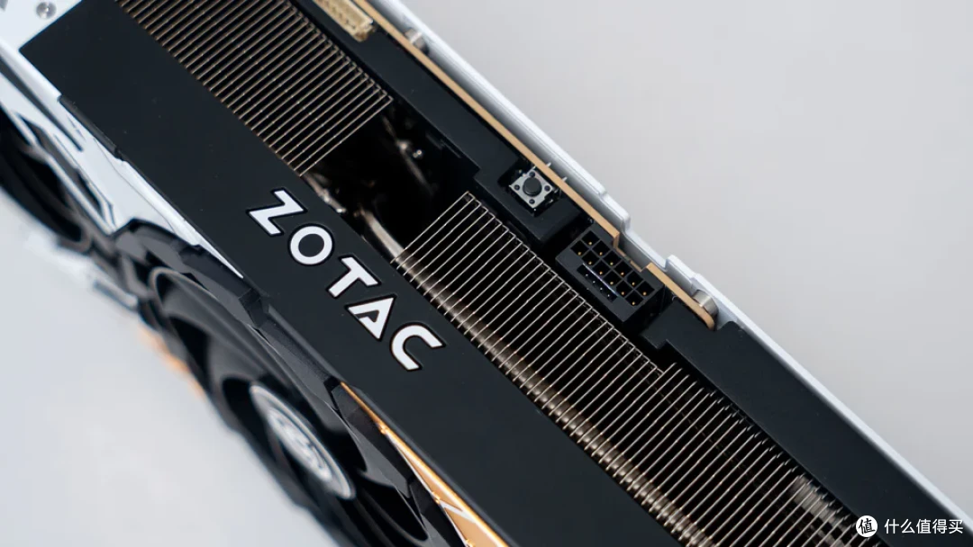 INWIN迎广Prism稜 华硕 X870E-E 索泰 5070Ti 天启装机分享