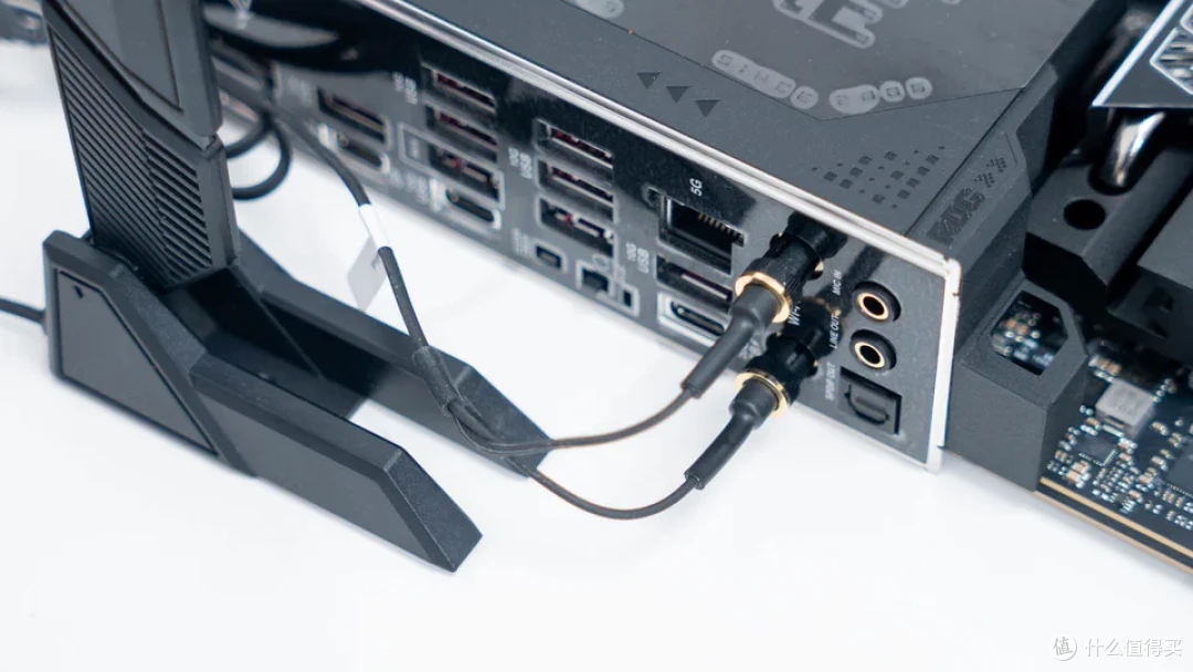 INWIN迎广Prism稜 华硕 X870E-E 索泰 5070Ti 天启装机分享