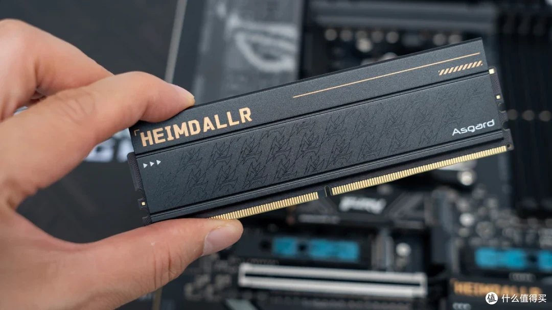 INWIN迎广Prism稜 华硕 X870E-E 索泰 5070Ti 天启装机分享