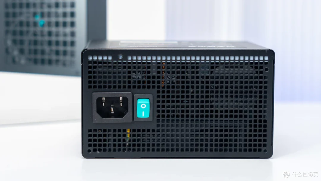 INWIN迎广Prism稜 华硕 X870E-E 索泰 5070Ti 天启装机分享