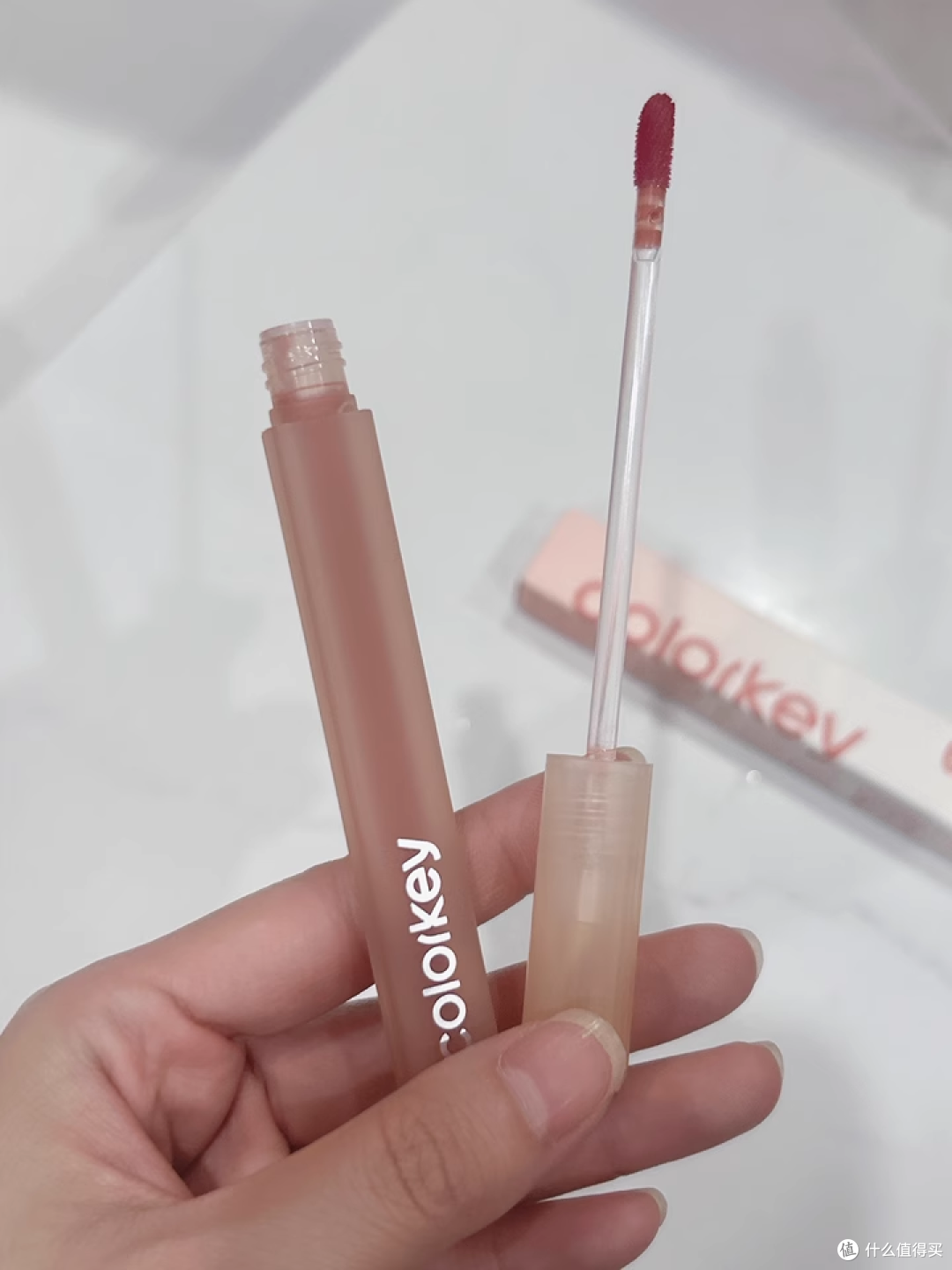 Colorkey 珂拉琪水雾哑光唇露:持久持色的唇妆宝藏