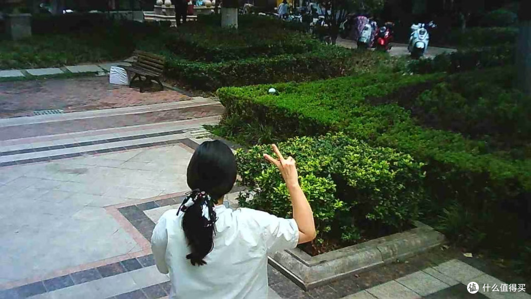 入门级无人机怎么选？aigo H8 mini首次试飞，体验值拉满