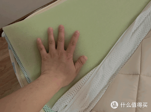 儿童床垫怎么选?栖作坚果•蹦蹦:护脊透气安全,宝妈闭眼入