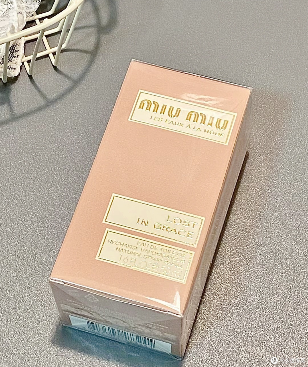miu miu 霓裳 漫妙香水：开启优雅迷人的香氛之旅