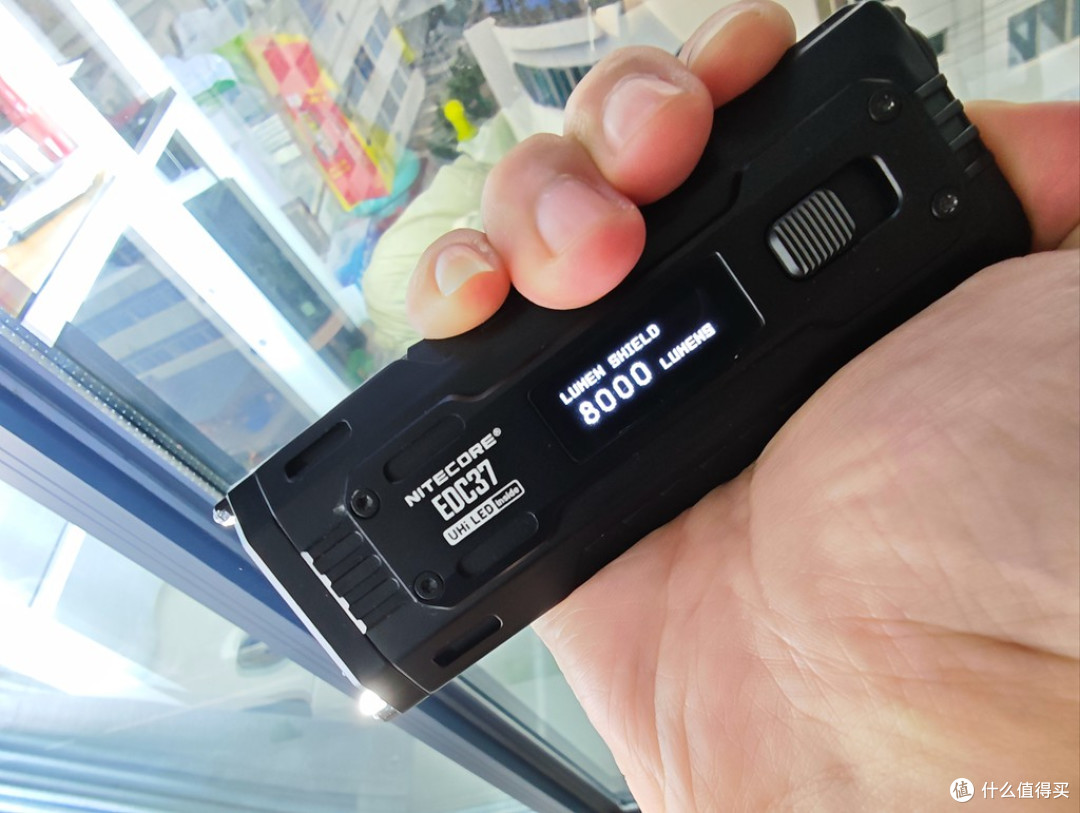 EDC手电的新高度：奈特科尔EDC37