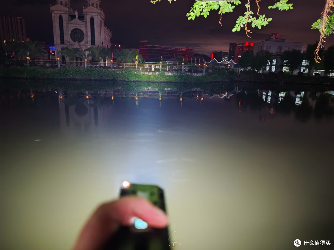 EDC手电的新高度：奈特科尔EDC37