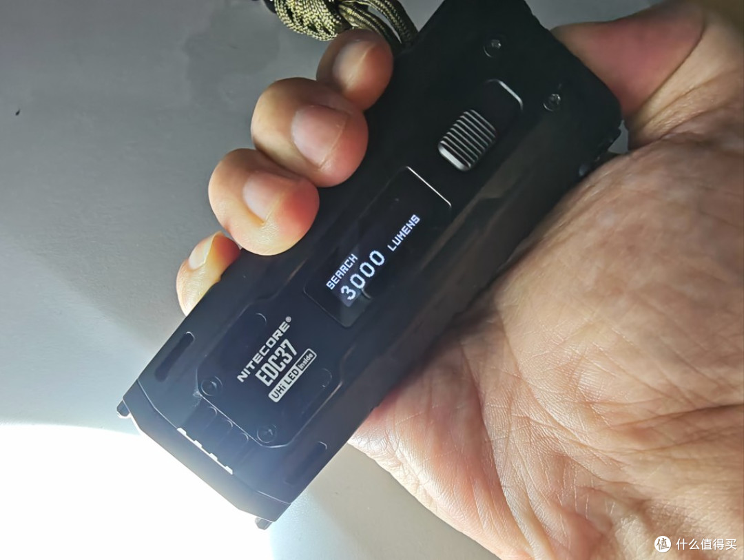 EDC手电的新高度：奈特科尔EDC37