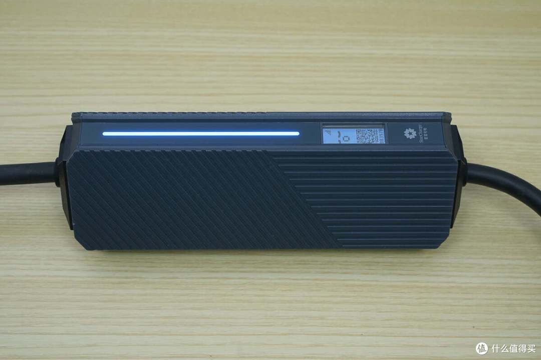 业界首款IP67防护能力,星星充电7kW星际智能交流充电桩拆解