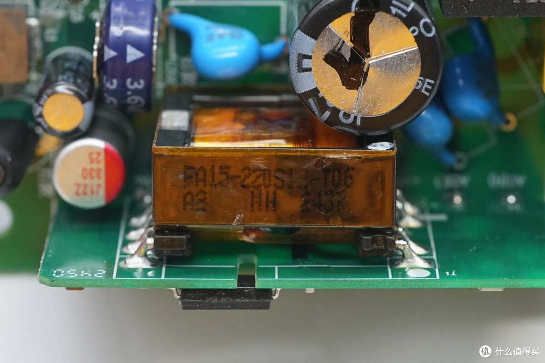 业界首款IP67防护能力,星星充电7kW星际智能交流充电桩拆解