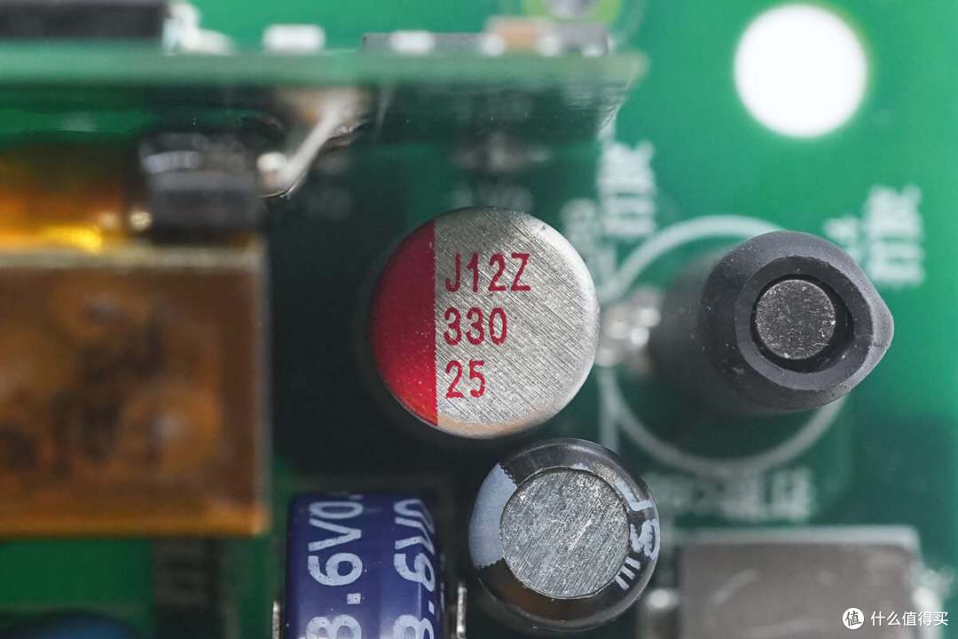 业界首款IP67防护能力,星星充电7kW星际智能交流充电桩拆解