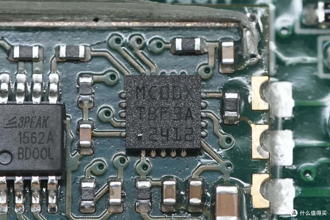 业界首款IP67防护能力,星星充电7kW星际智能交流充电桩拆解