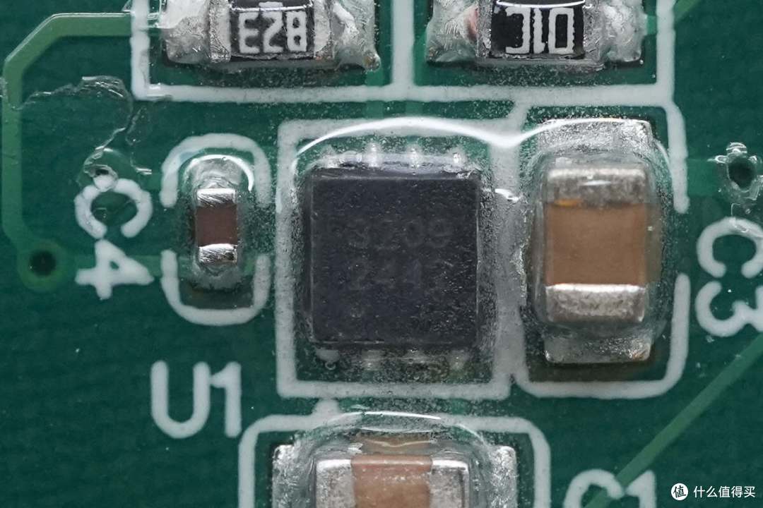 业界首款IP67防护能力,星星充电7kW星际智能交流充电桩拆解