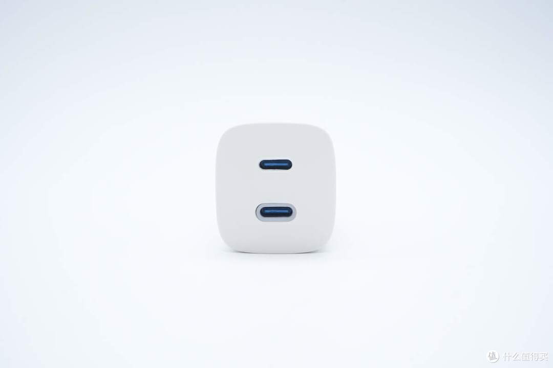 小巧体积不输氮化镓方案，铭普65W双USB-C碳化硅充电器拆解