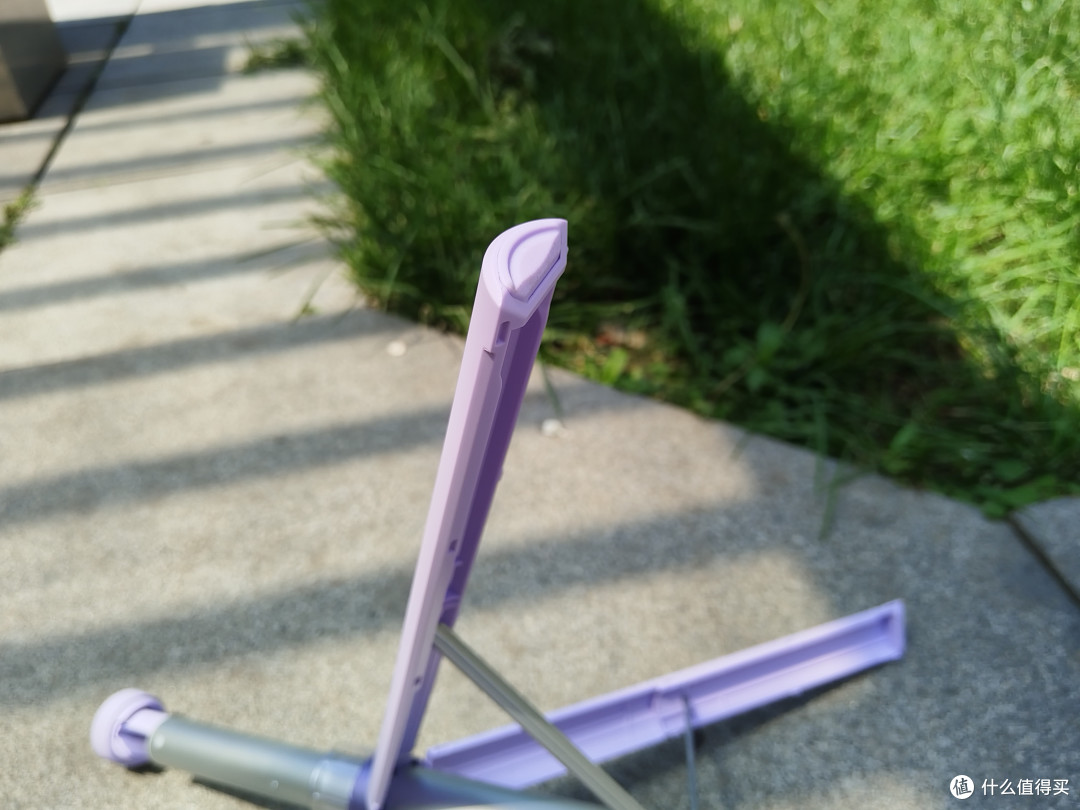 施吉客落地开自拍杆,有了它,带娃出游不用当手忙脚乱特种兵了