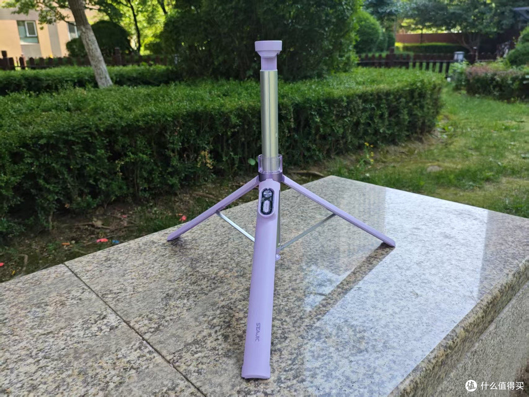 618买到的拍照神器—施吉客落地开自拍杆,让我告别手忙脚乱