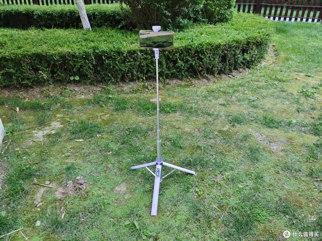 618买到的拍照神器—施吉客落地开自拍杆,让我告别手忙脚乱