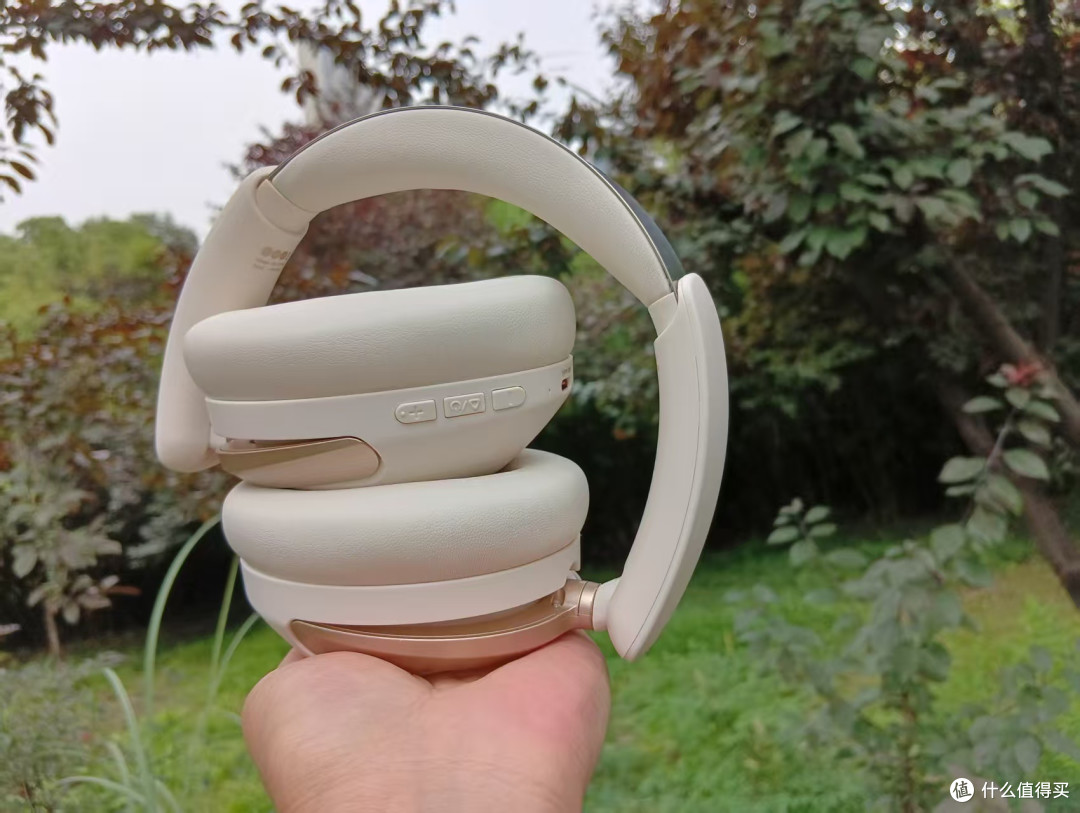 颜值与实力并存！iKF T3 Pro自适应降噪+全息音效，戴一天都舒服