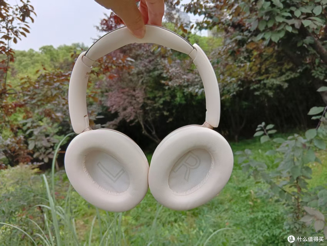 颜值与实力并存！iKF T3 Pro自适应降噪+全息音效，戴一天都舒服