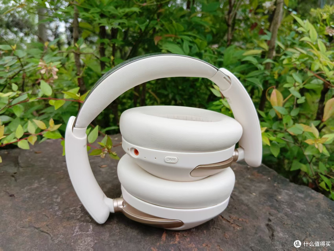颜值与实力并存！iKF T3 Pro自适应降噪+全息音效，戴一天都舒服