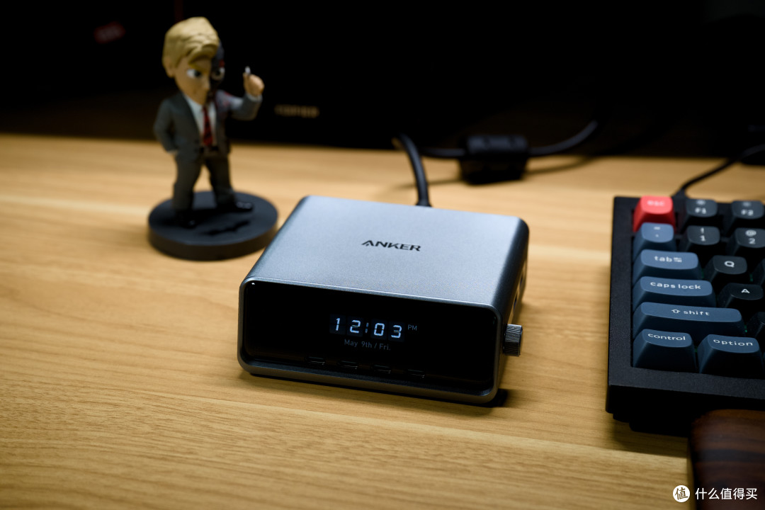 桌面“能量站”彻底进化!Anker Prime 250W氮化镓桌面充电器体验