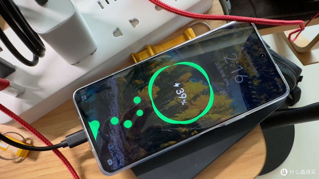 桌面“能量站”彻底进化!Anker Prime 250W氮化镓桌面充电器体验