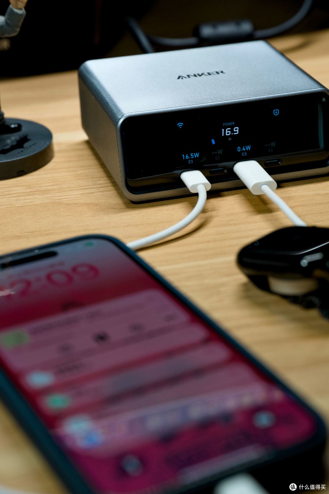 桌面“能量站”彻底进化!Anker Prime 250W氮化镓桌面充电器体验