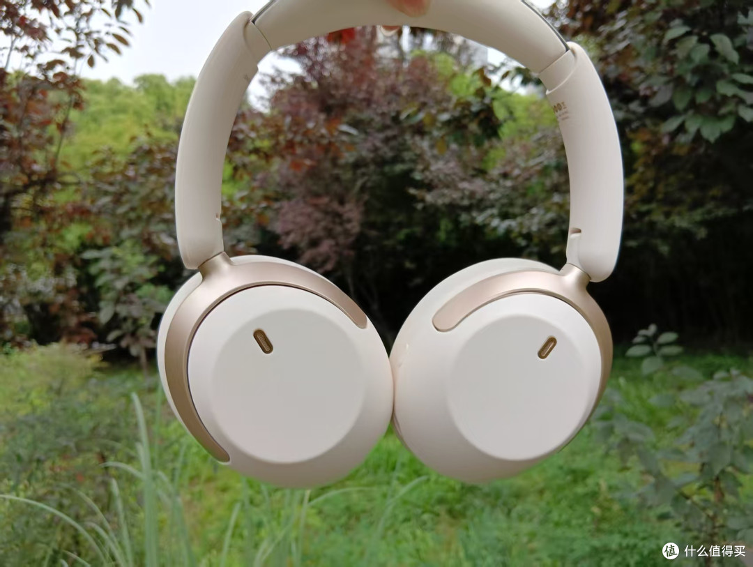 颜值与实力并存！iKF T3 Pro自适应降噪+全息音效，戴一天都舒服