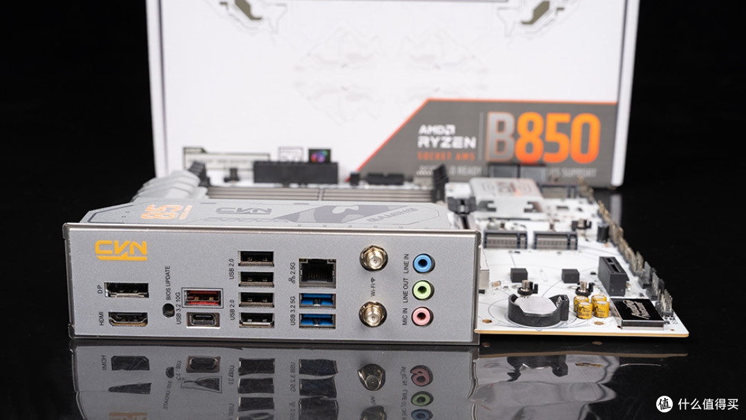 实木风桌面主机:9600X+七彩虹CVN B850M战列舰+耕升RTX 5060追风