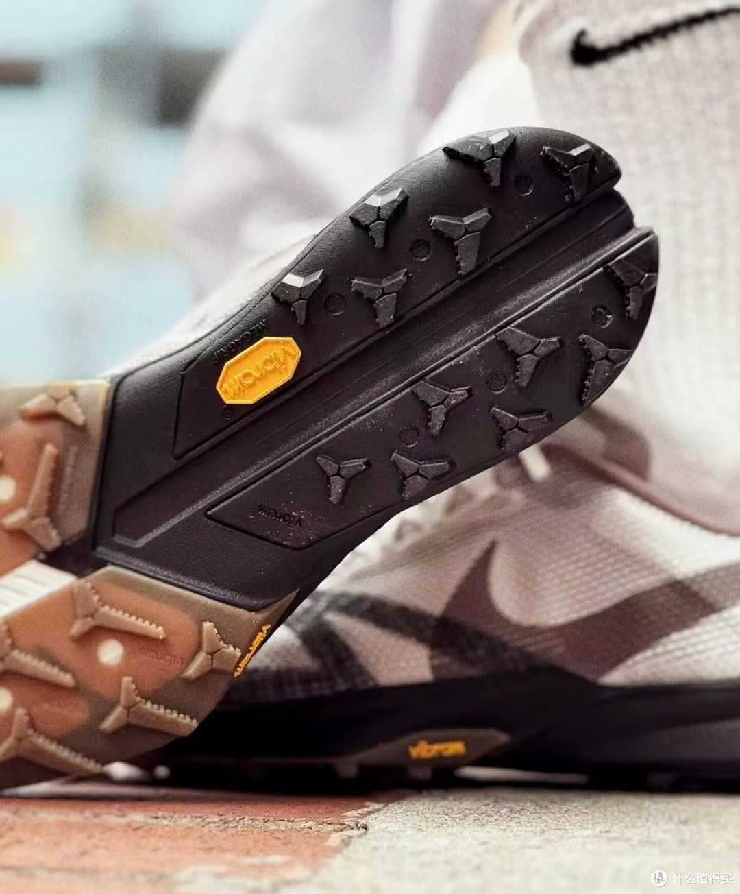 Nike Kiger 10越野跑鞋:颜值在线,脚感舒适