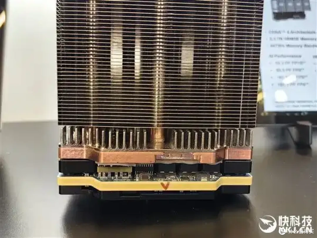 AMD AI加速卡升级288GB内存、1400W功耗野兽！下代更是80万兆网卡
