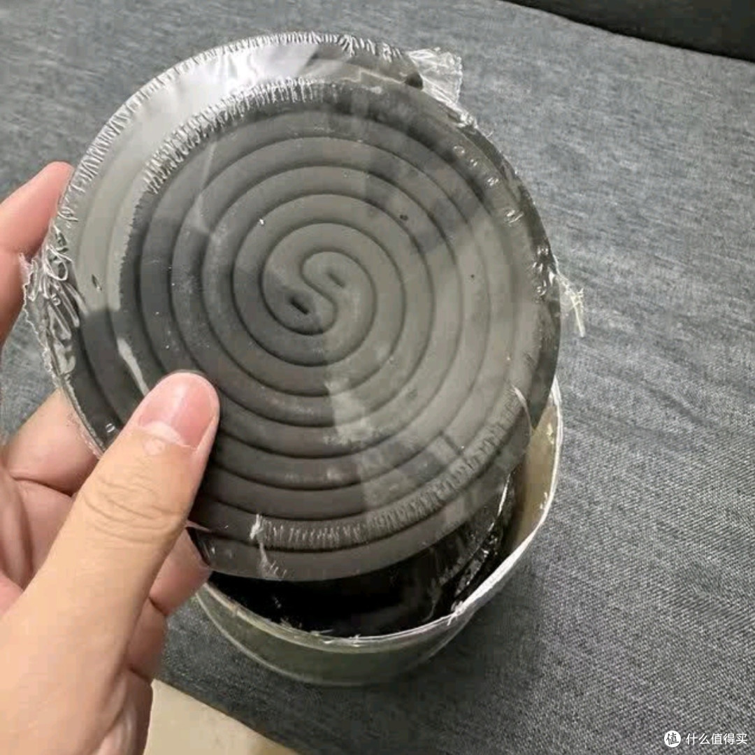 夏季防蚊新科技评测：智能驱蚊手环与光触媒灭蚊灯的创新之旅
