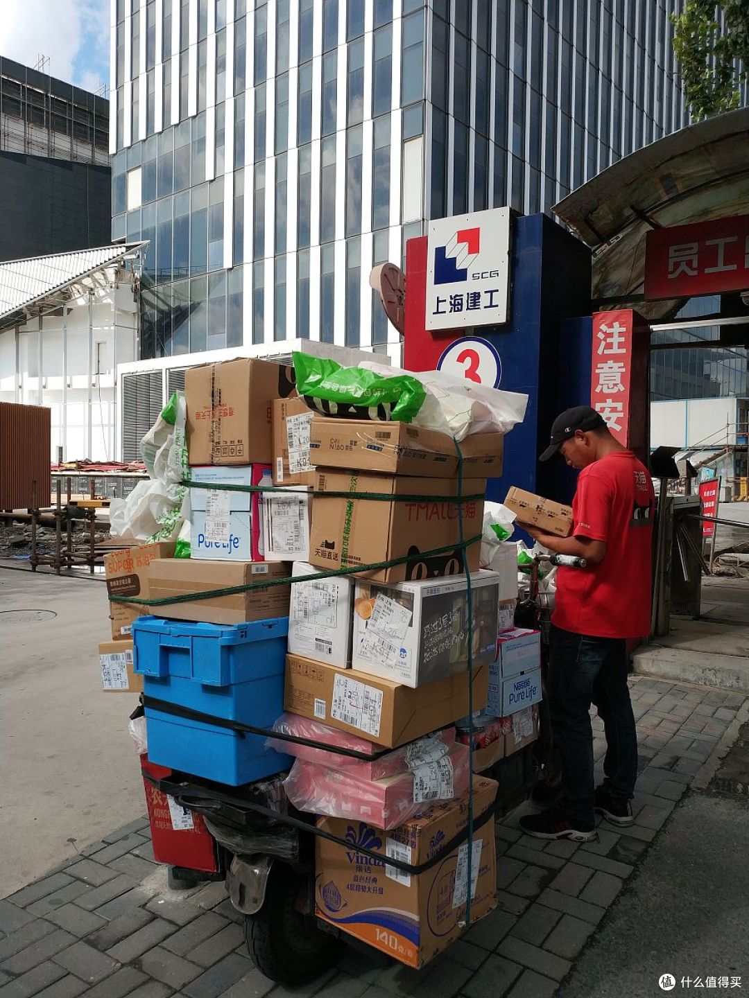 “蝴蝶”来袭,台风天囤货指南