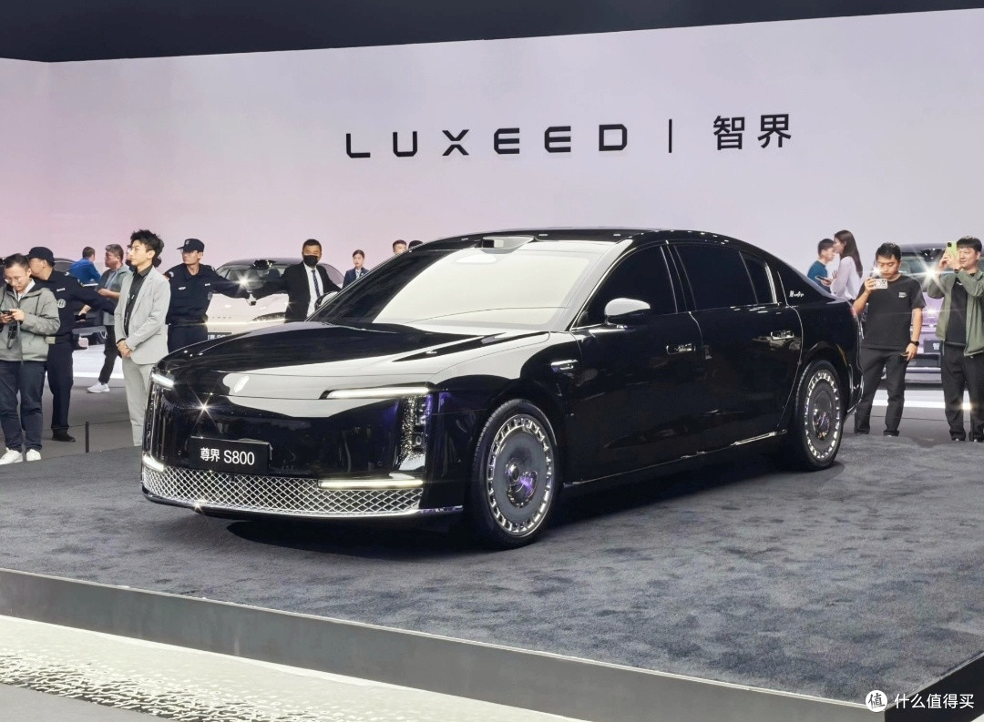 尊界 S800:很懂用户的百万级豪车
