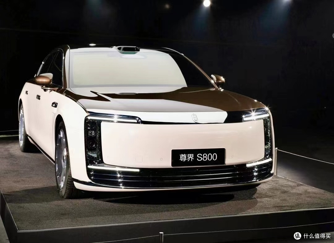 尊界 S800:自主品牌杀入百万级豪车市场